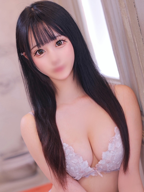 もあ【E乳ド密着フェラ】